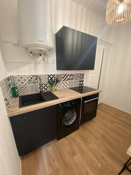 Corte Magnifique T2 45M2 Neuf 5 Personnes Place St Marcel Hyper Centre Wifi Lave Linge Tv Kültér fotó